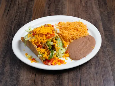 Foto: plato de tacos dorados